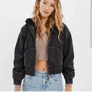 American Eagle Black Denim Faux Fur Lined Jacket Size M
